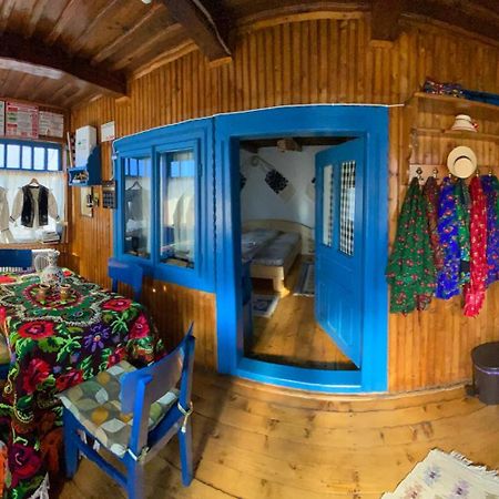 Casuta Tivadar Hotel Breb Екстериор снимка