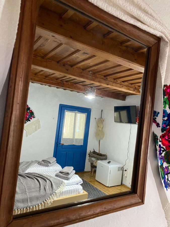 Casuta Tivadar Hotel Breb Екстериор снимка