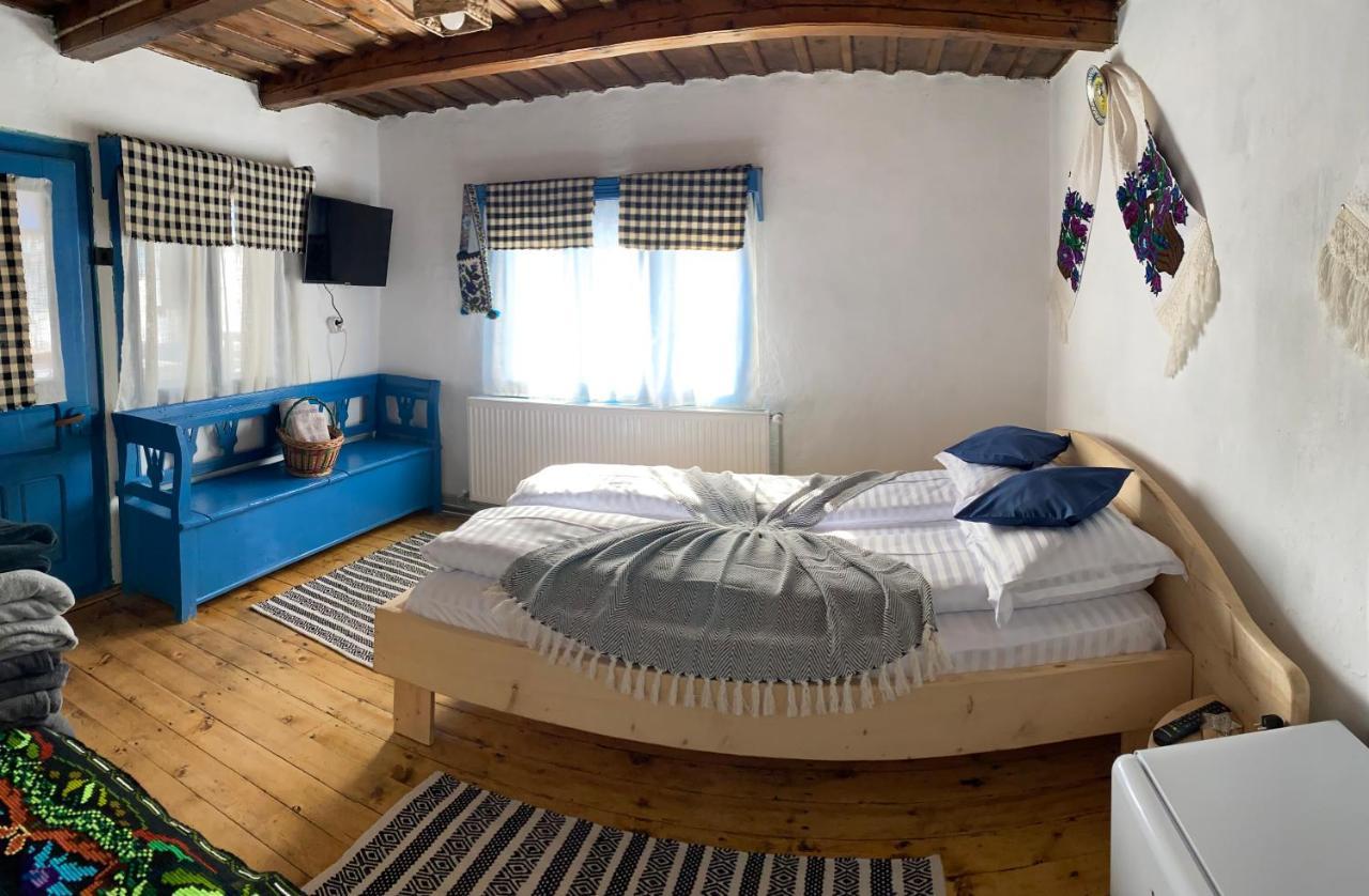 Casuta Tivadar Hotel Breb Екстериор снимка